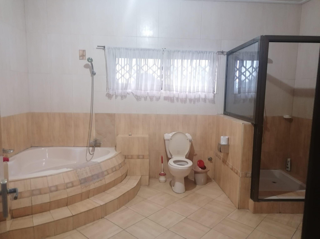 Acacia Guest Lodge North Legon