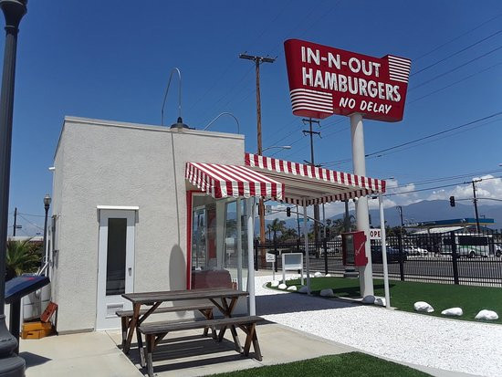 Original in-N-Out Replica-鲍德温公园必去景点