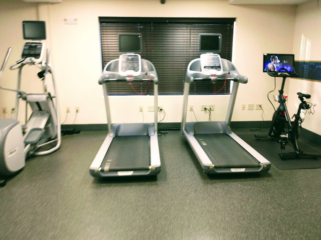 Hampton Inn Columbus-South主图