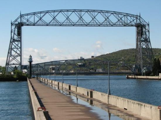 Aerial Lift Bridge-德卢斯必去景点
