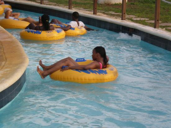 Kool Runnings Water Park-内格里尔必去景点