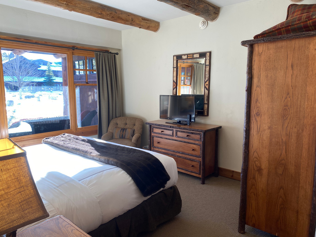 白脸小木屋主图