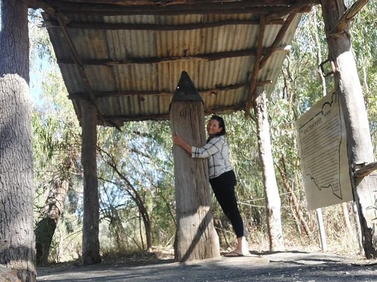 One Ton Post-Mungindi必去景点