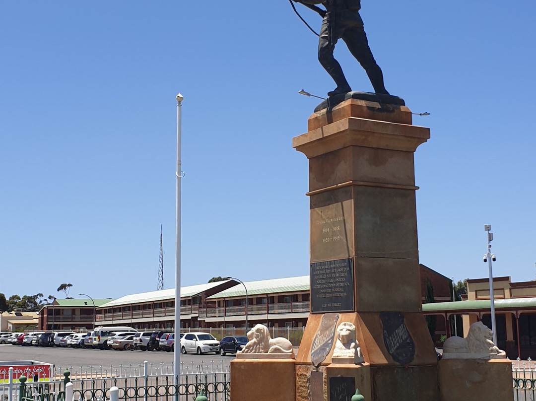 Kalgoorlie War Memorial-卡尔古利必去景点
