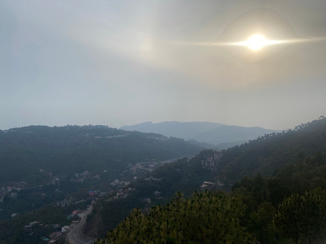 Hotel Barog Heights主图