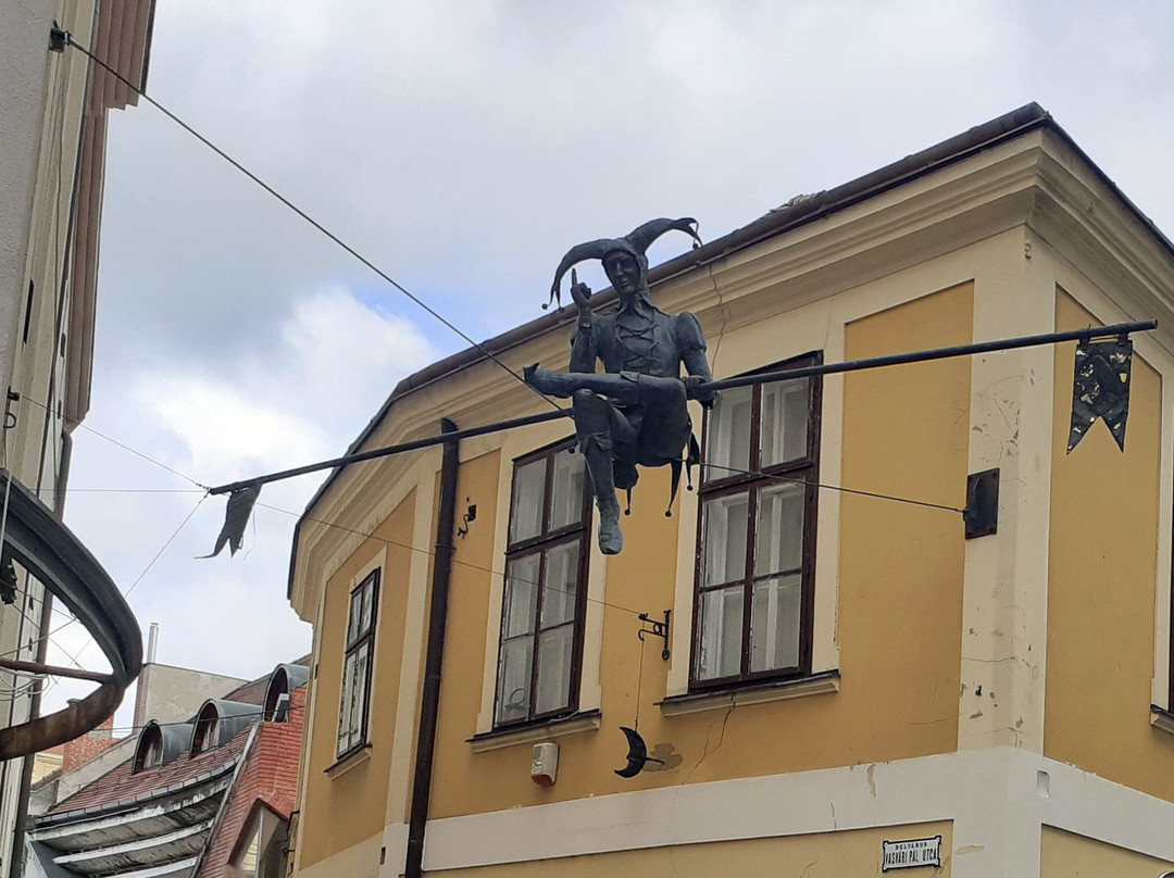 Jester Monument-Szekesfehervar必去景点