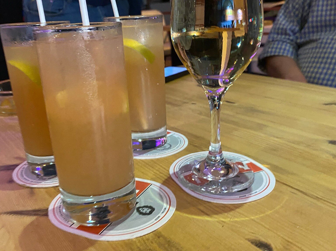 Le Grand Wheatsheaf Bar-帕福斯必去景点