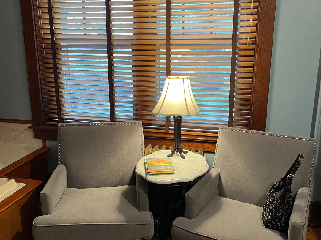 Cardinal's Roost Bed and Breakfast主图