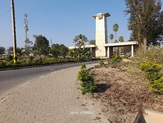 Malawi independence arch-布兰岱必去景点