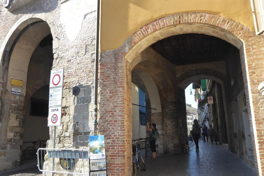 Porta Manin景点图片