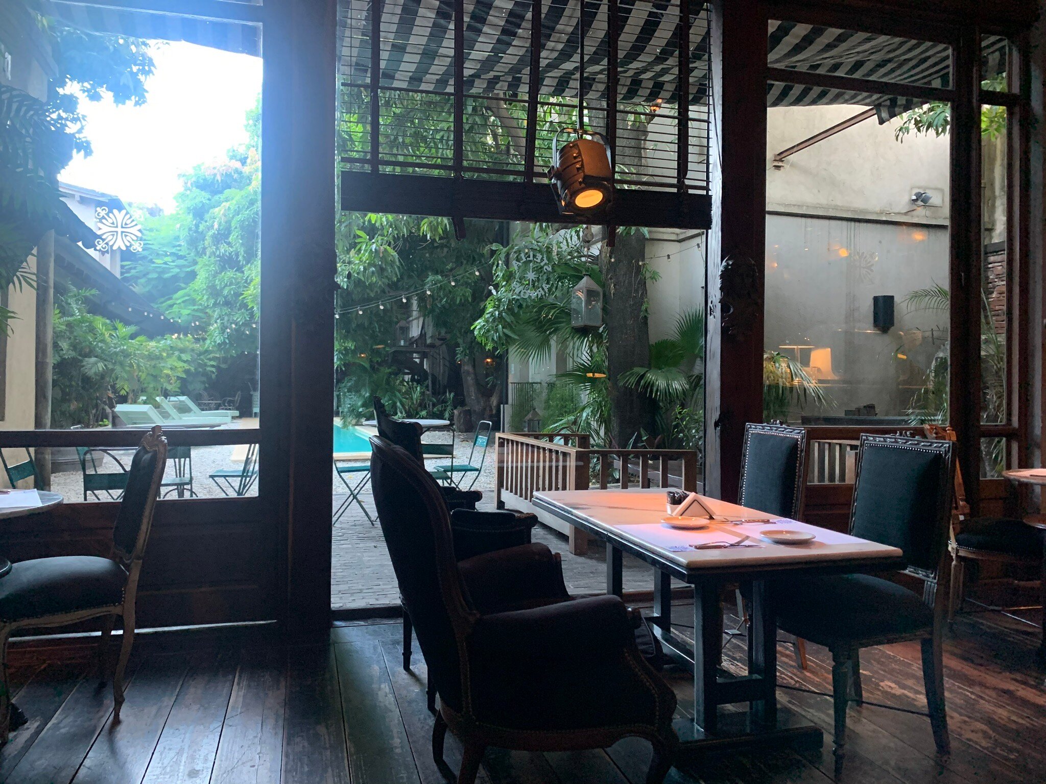 La Alondra-官方