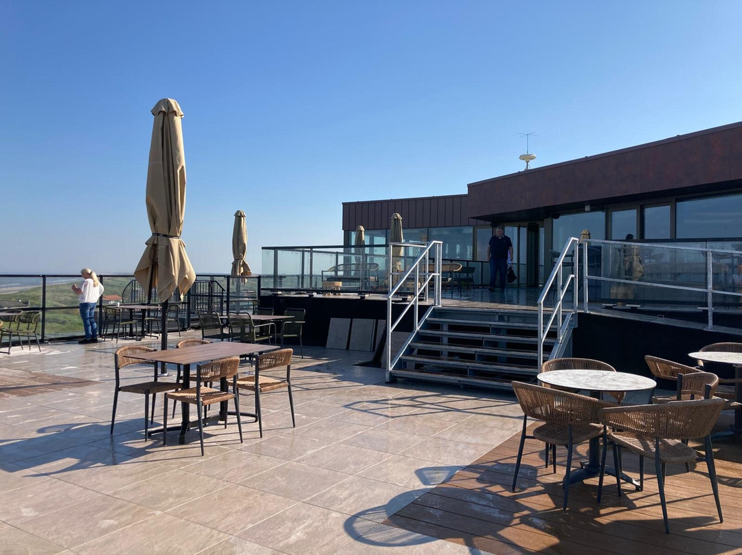 高山丘酒店主图