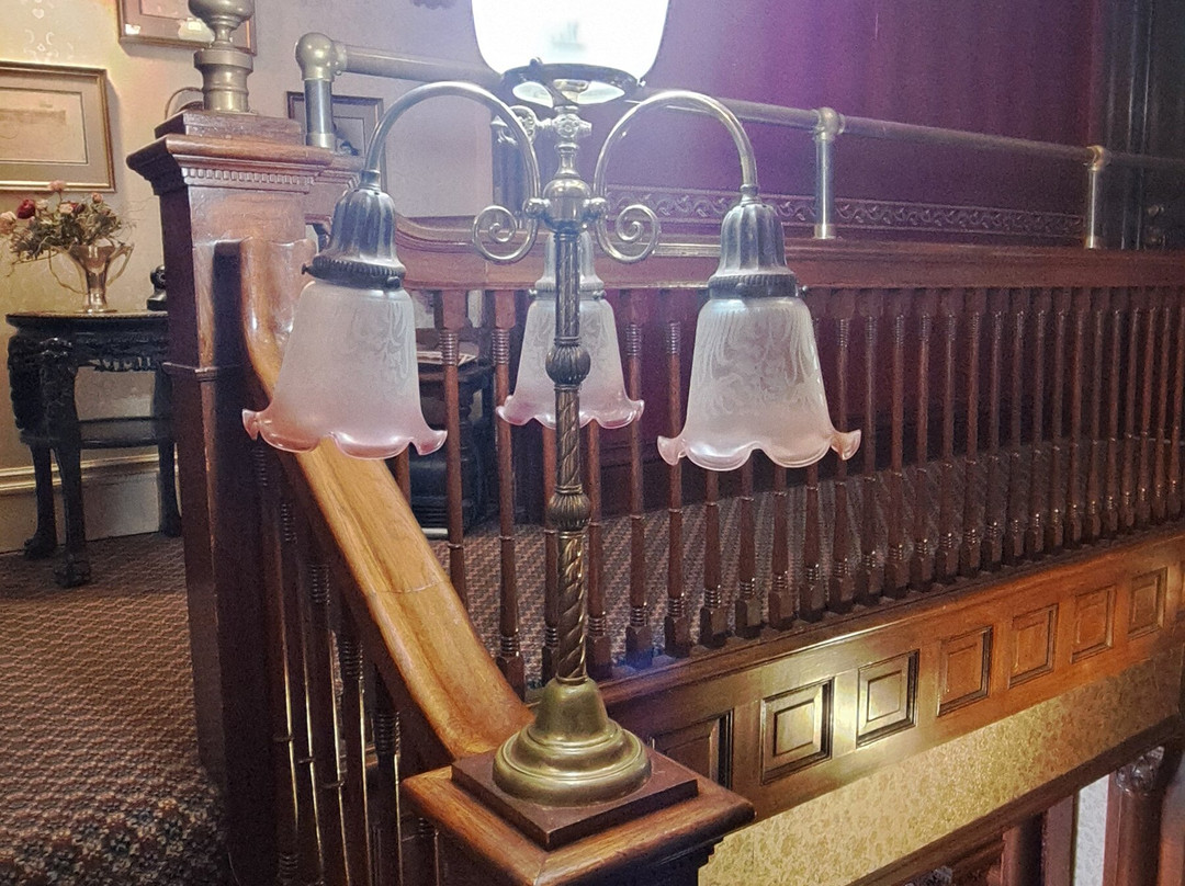 Redstone Inn & Suites主图