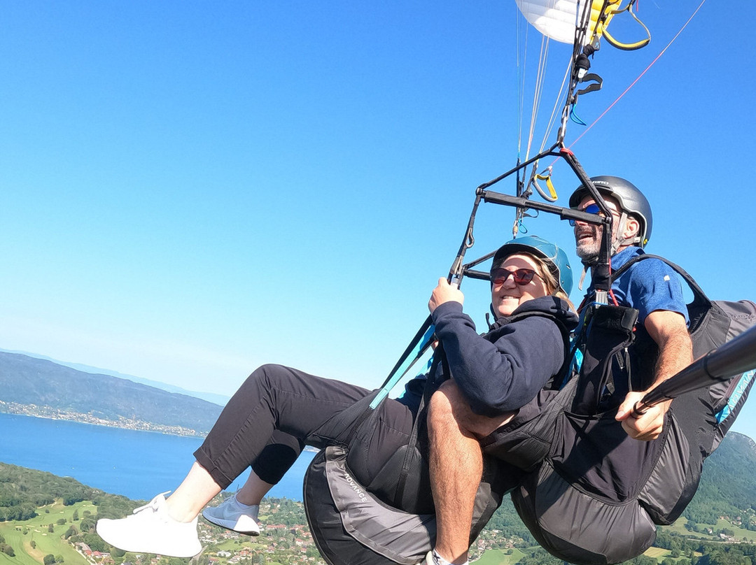 Les Grands Espaces Parapente Annecy景点图片