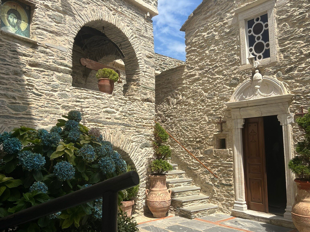 Monastery of Panachrantos-Moni Panachrantou必去景点