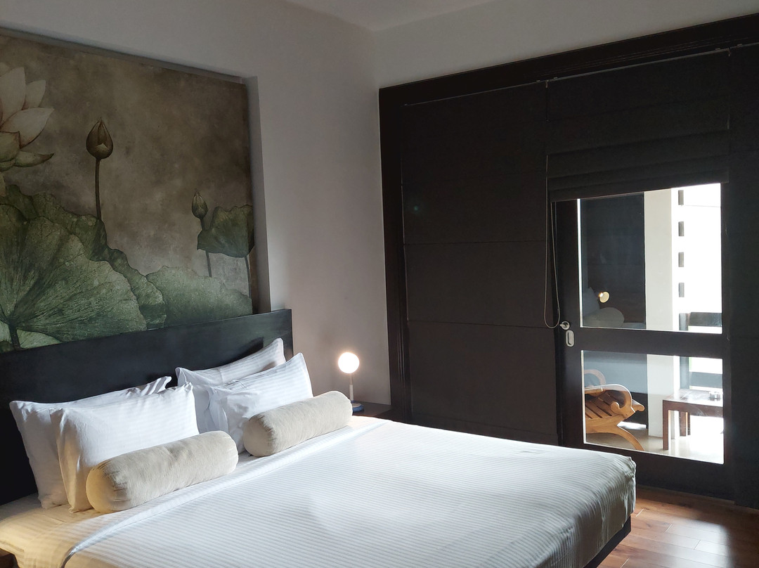 绿色露台酒店主图