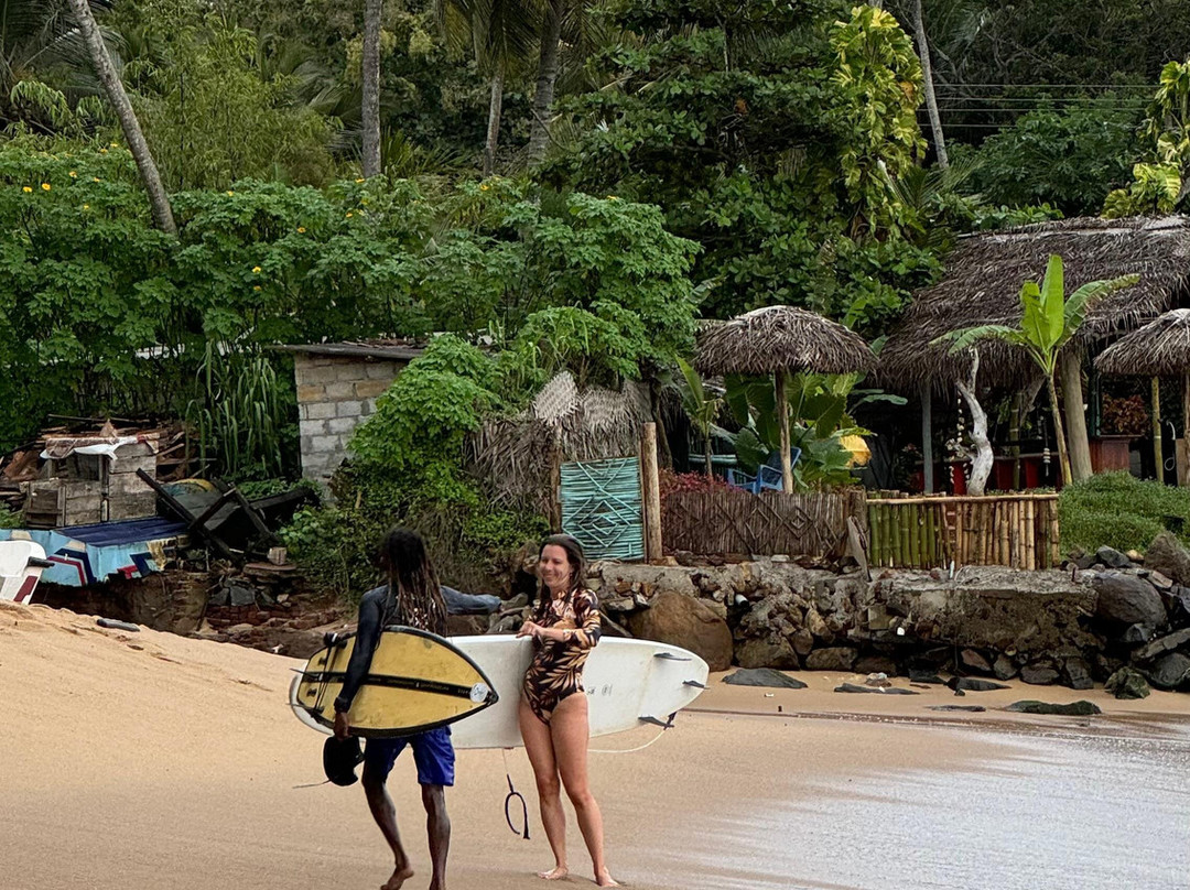 Unakuruwa Thilak Surf Shool景点图片