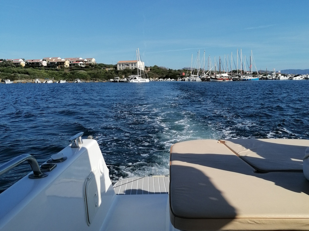 Asinara Catamaran Charter-撒丁岛必去景点