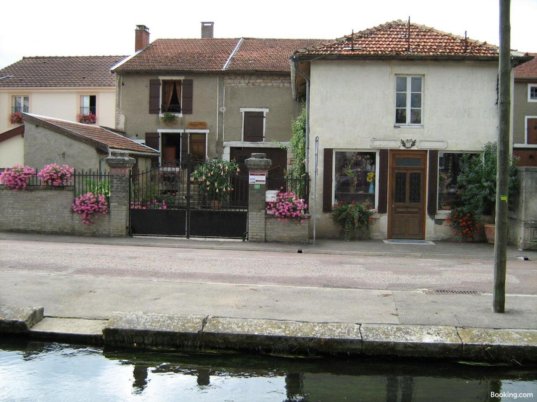 Chez Monique主图