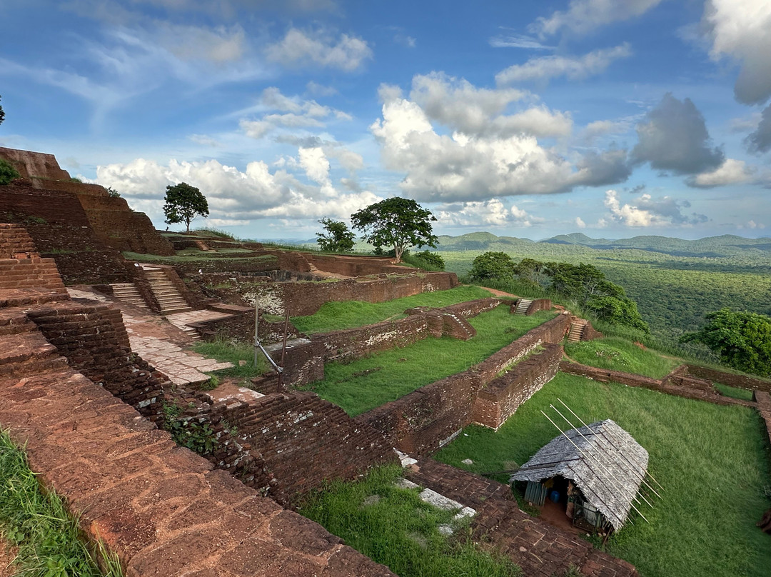 Kandyan Royal Taxi景点图片
