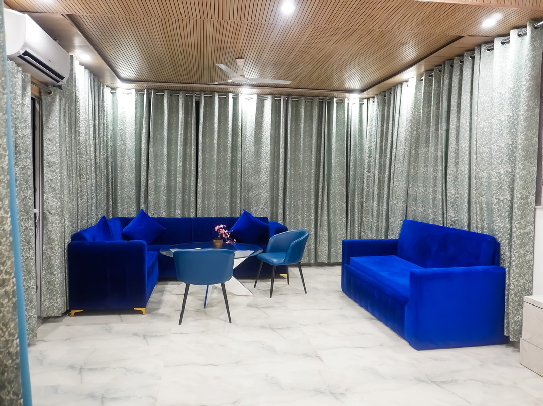 The Neeraj Ganga Cottages主图