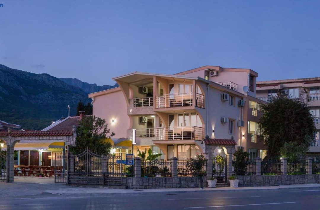 Villa Jadran Apartments