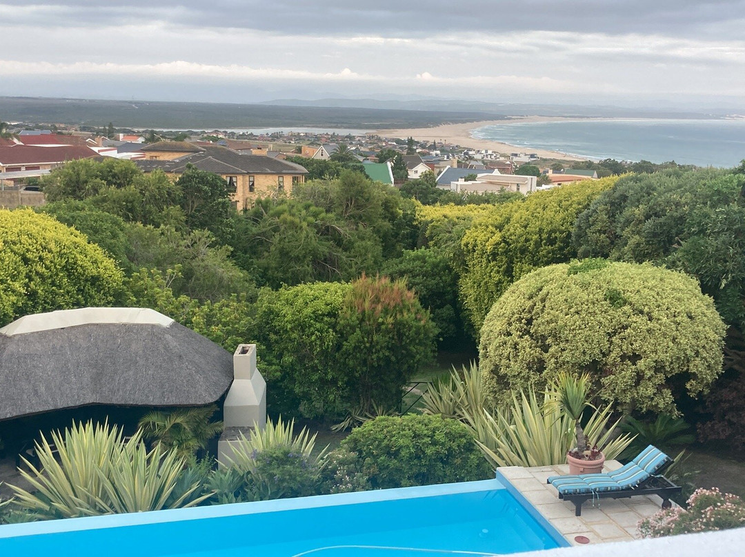 海湾豪华旅馆主图