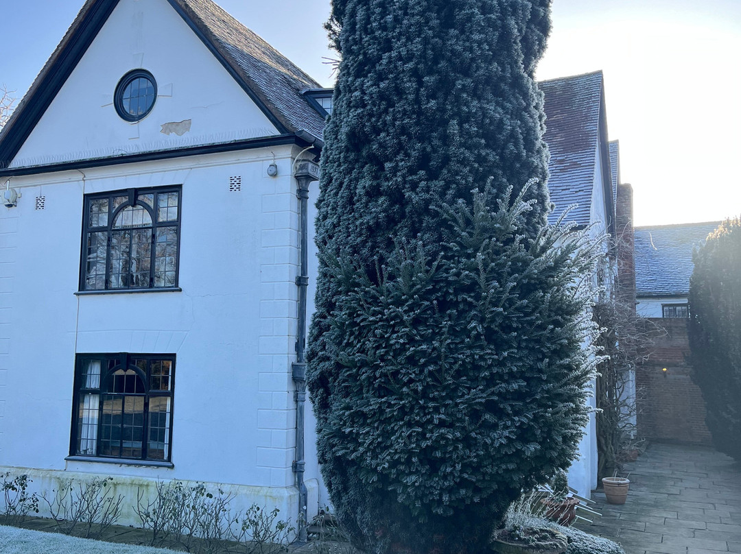 哈灵顿庄园酒店主图