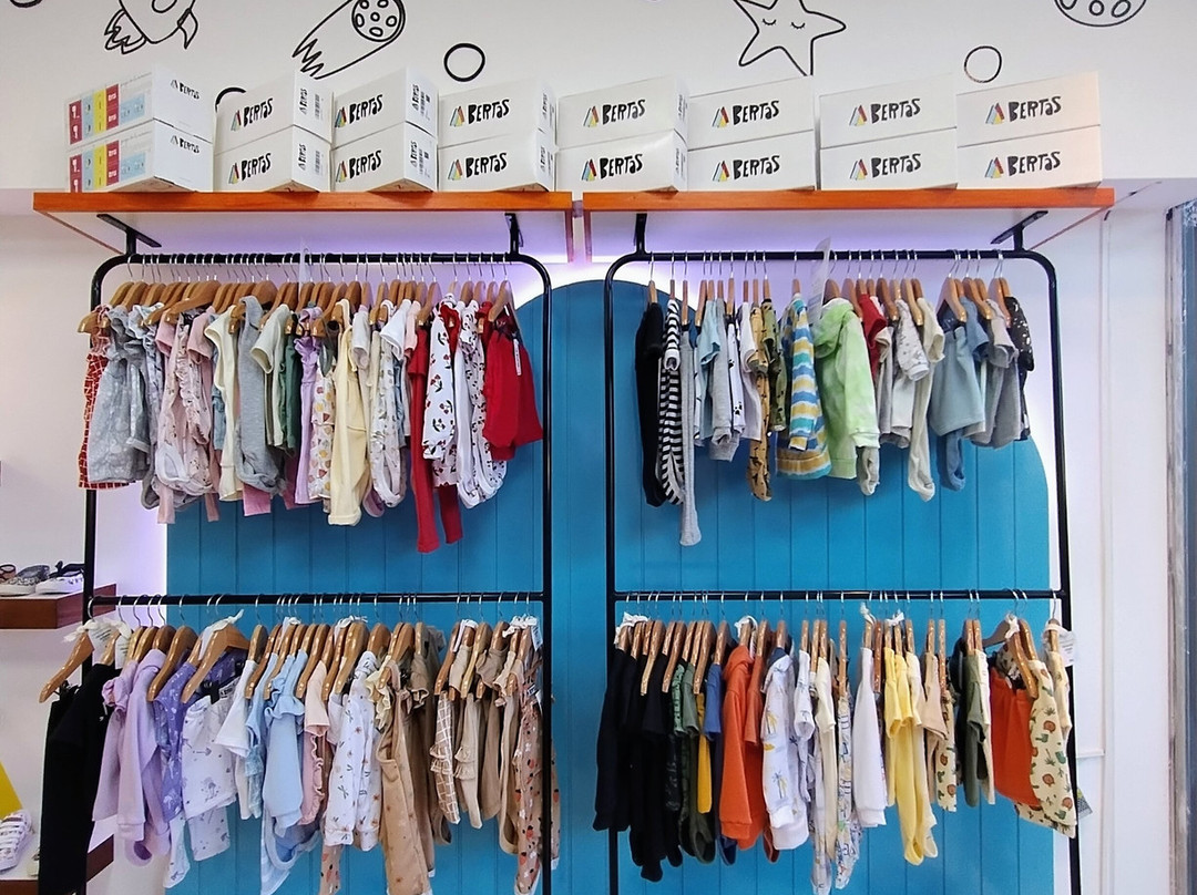 La Joaquina Open Mall-Juana Koslay必去景点