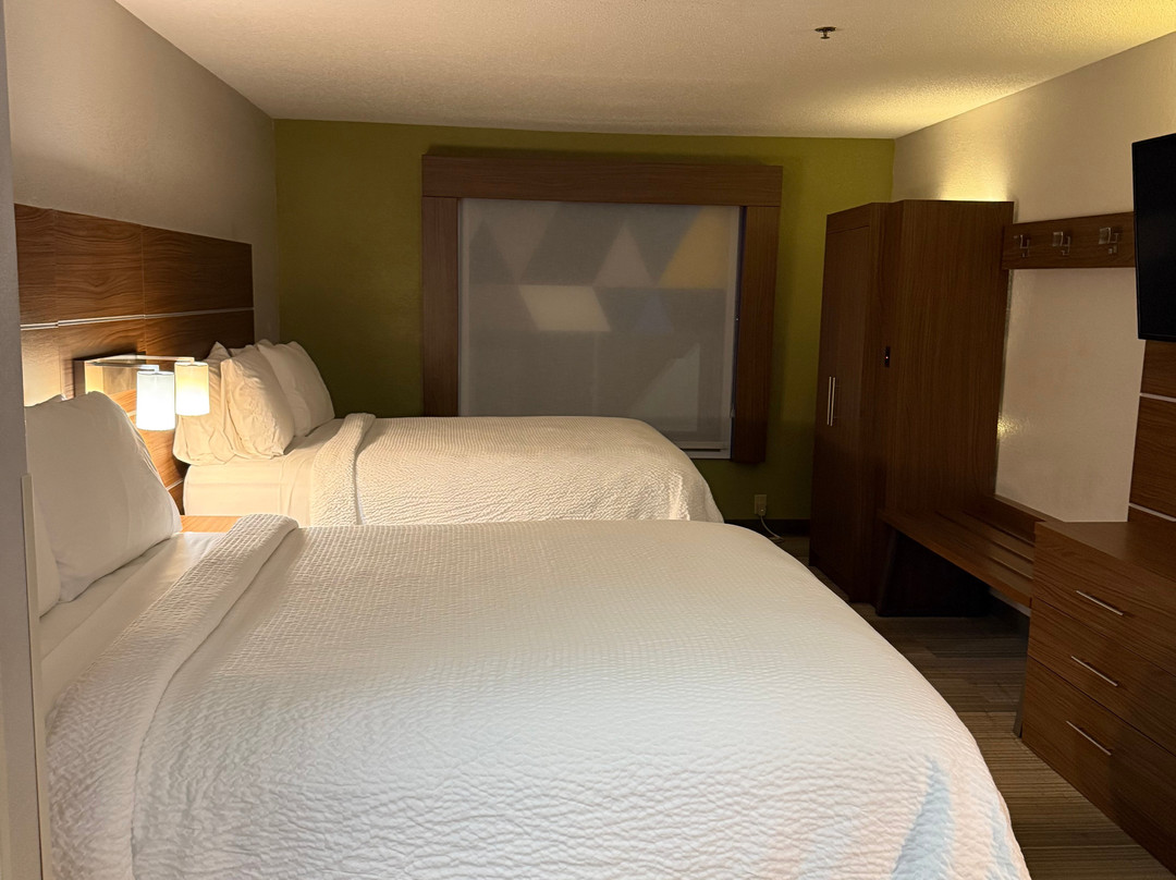 Holiday Inn Express & Suites Statesville by IHG主图