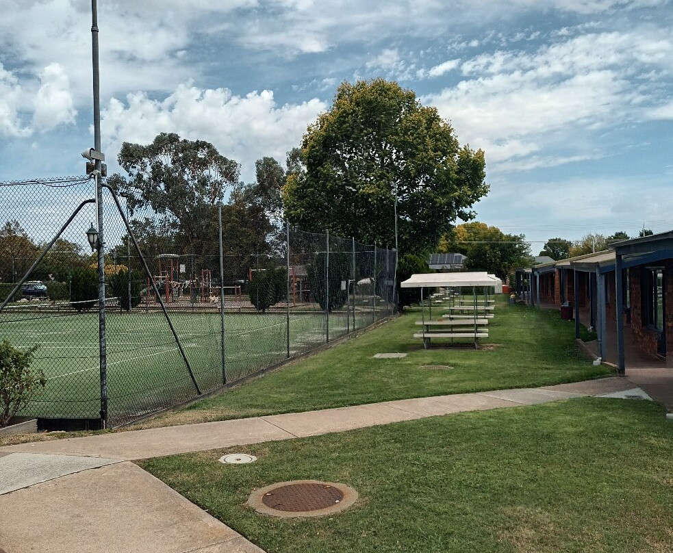 Alzburg Inn Resort主图