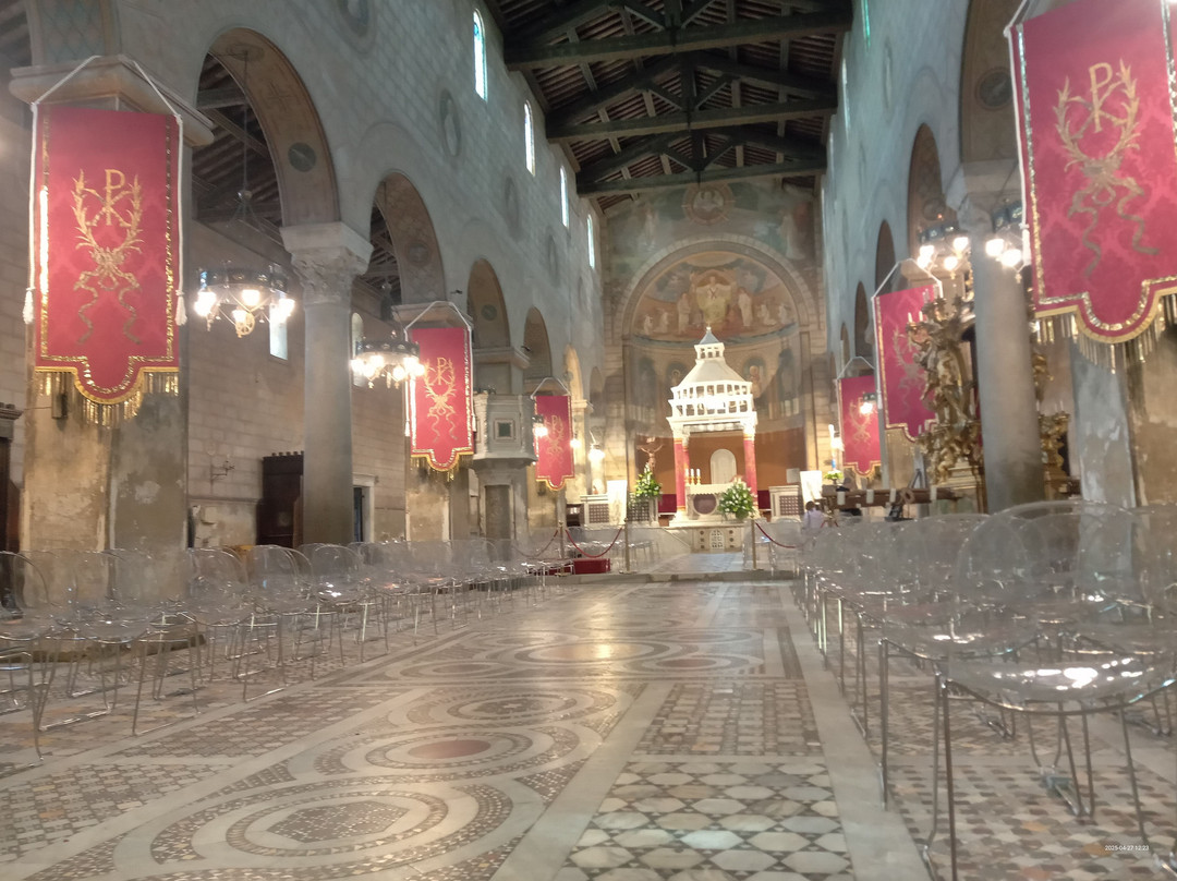 Basilica SS. Giovanni E Paolo景点图片