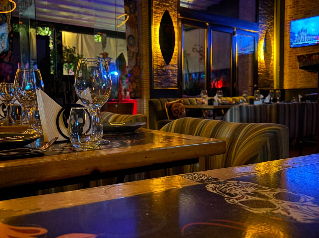 Clandestino Restaurant Lounge