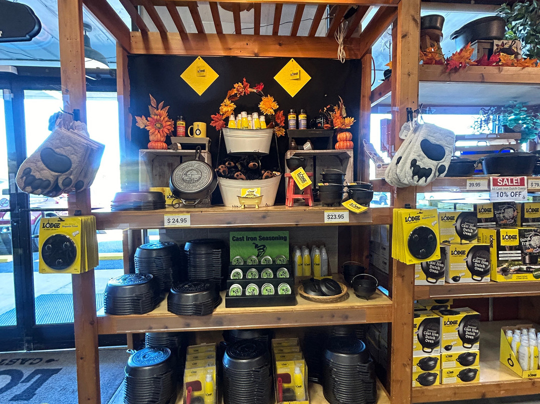 Lodge Cast Iron Factory Store - Sevierville-塞维尔维尔必去景点