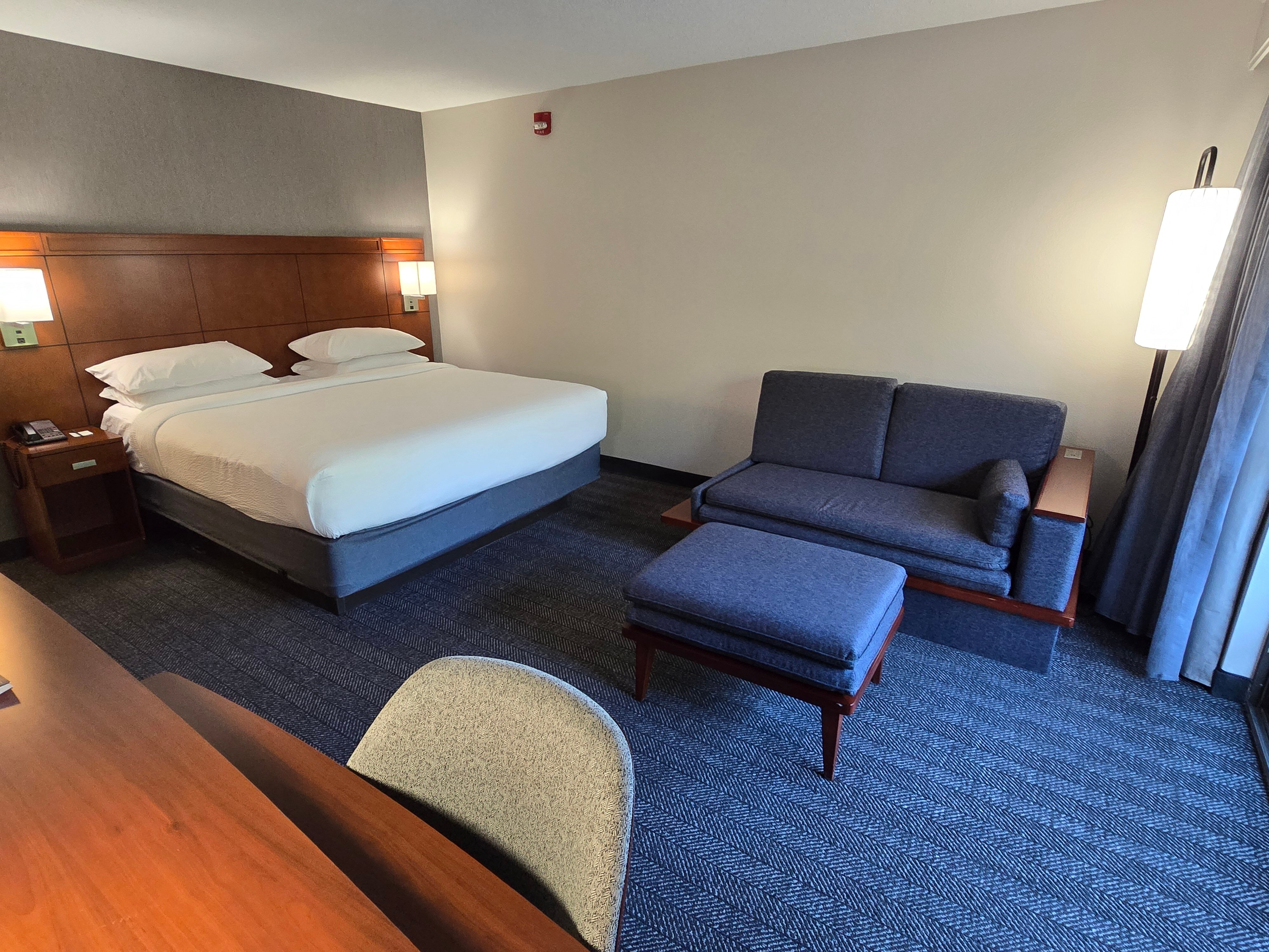 Courtyard Burlington Williston-客卧