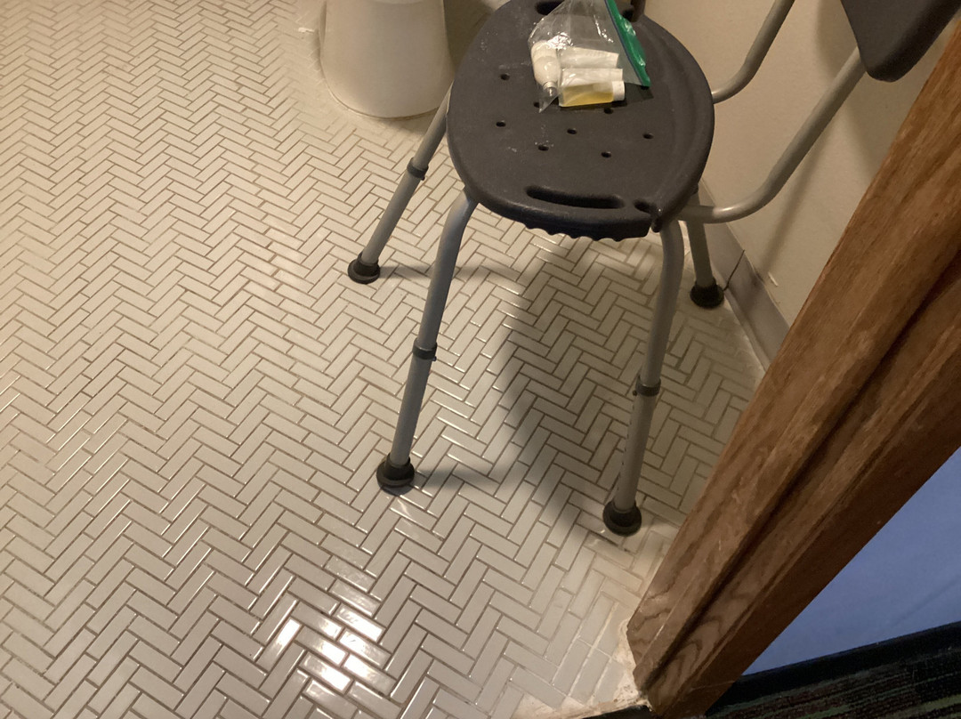 Days Inn by Wyndham Cameron主图