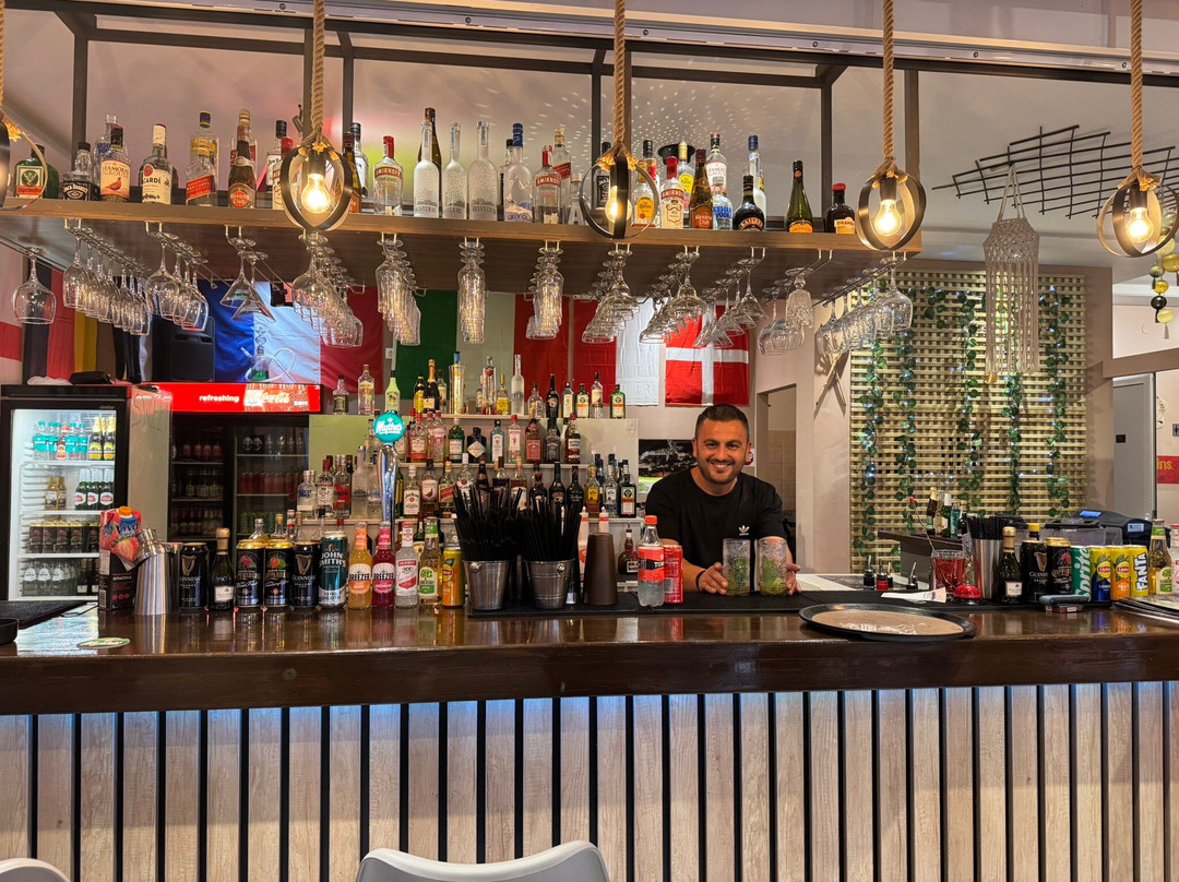 Sweet Sins Shisha Lounge Bar-卡拉马其必去景点