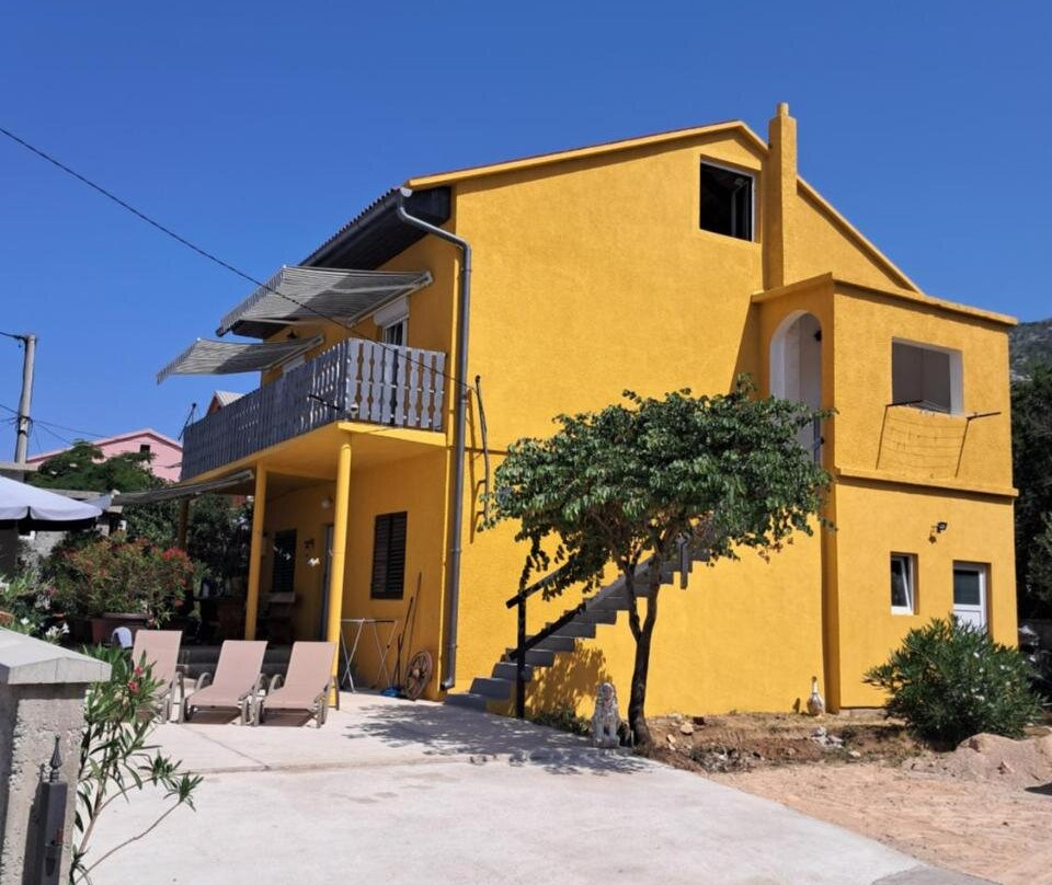 Apartments Mara Bela