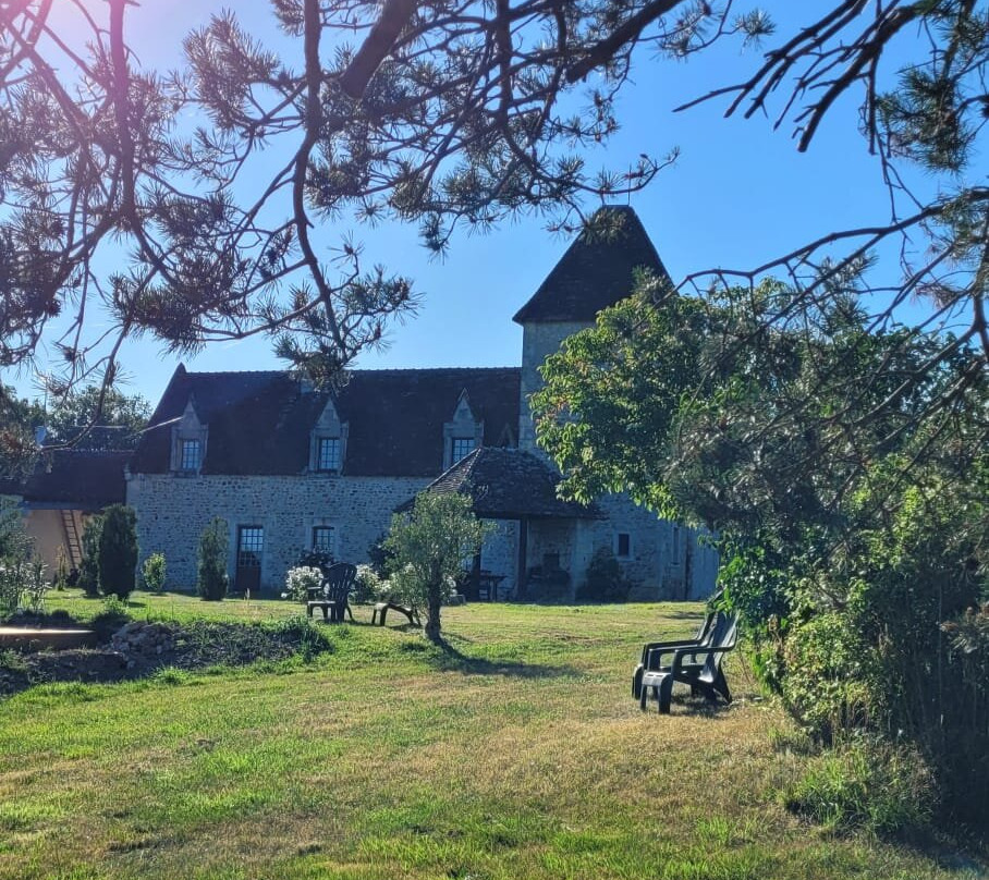 Le Manoir De Pierre Levee主图