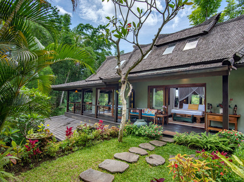 Lumina Wellness Retreat