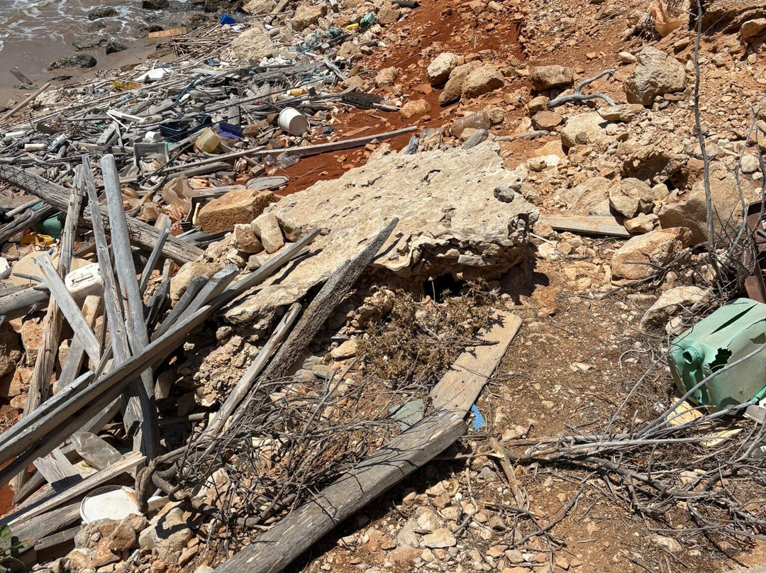 Trachia Beach-Halki必去景点