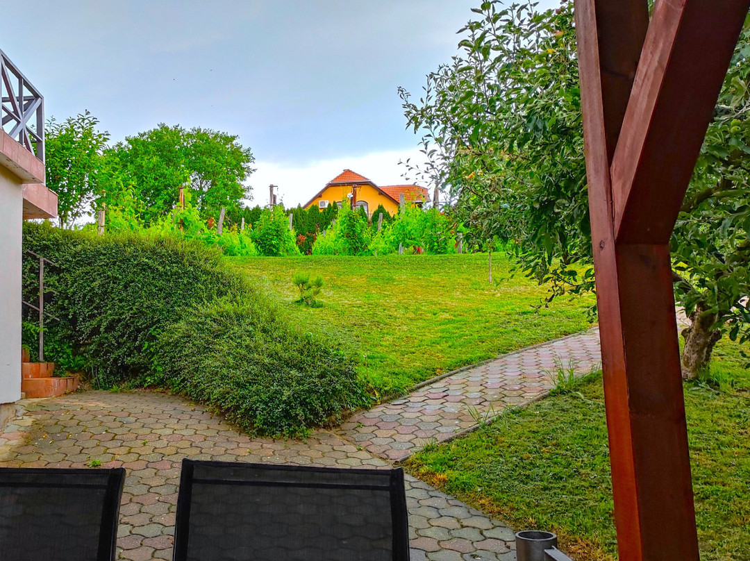 Alsóhegyi Apartmanok