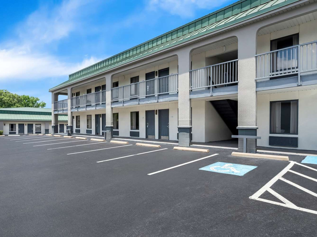 Quality Inn & Suites