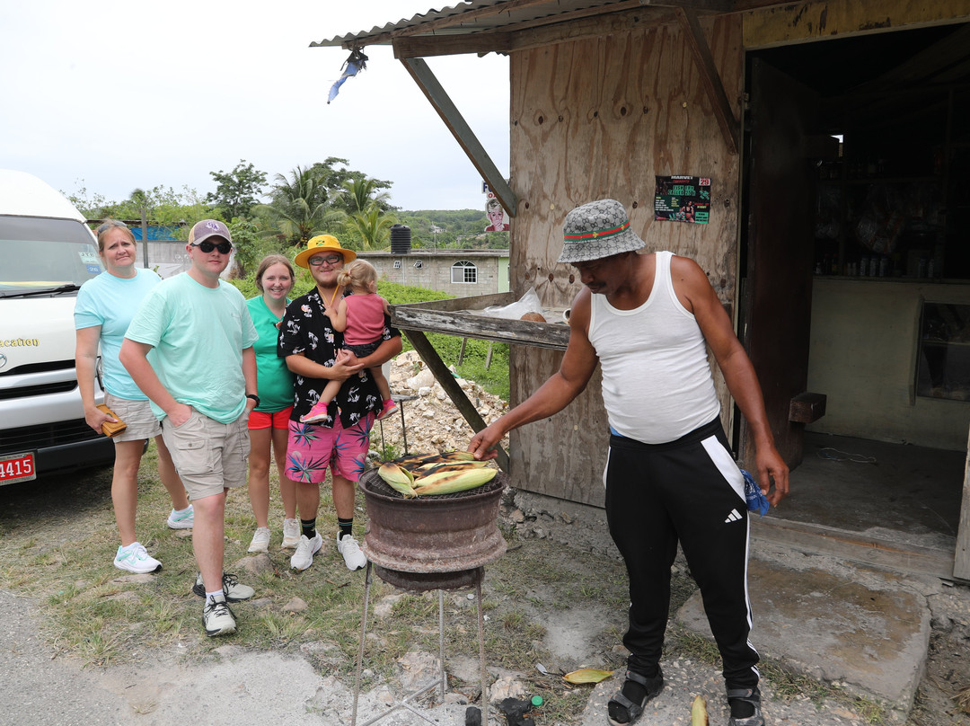 Byron's Jamaica Tours-蒙特戈贝必去景点