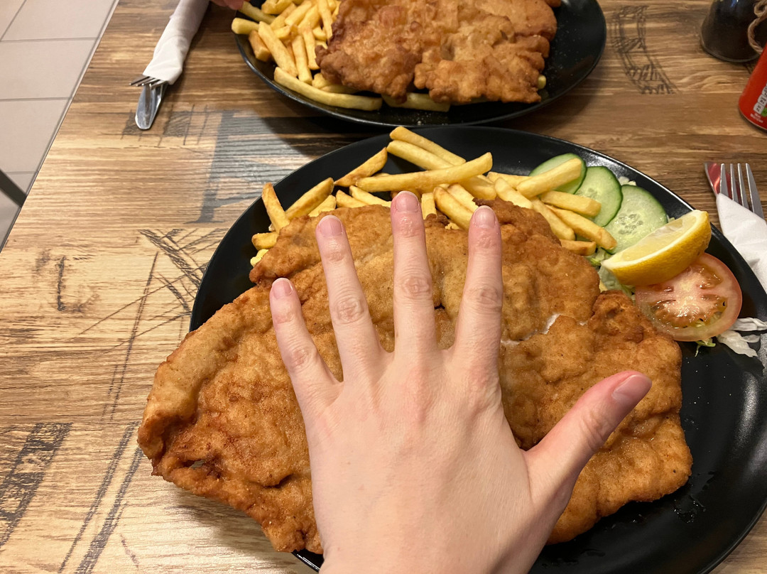Anna's Schnitzel Stube