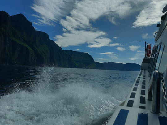 Vestmanna Bird Cliffs-Vestmanna必去景点