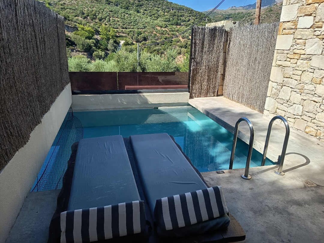 Monastery Estate Retreat主图