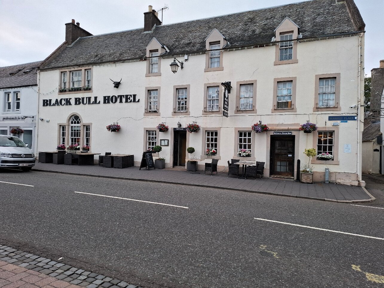 Black Bull Hotel-官方
