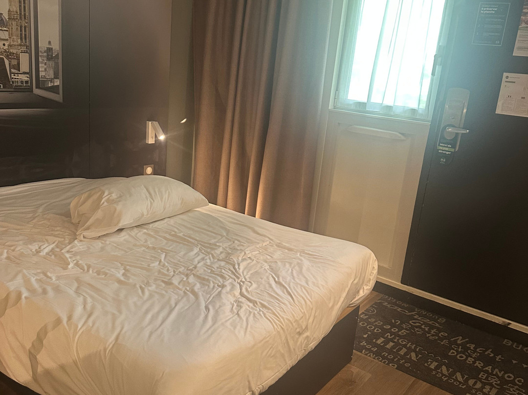 B&B HOTEL Louveciennes主图