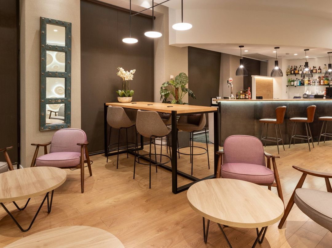 加泰隆尼亚萨拉曼卡广场饭店主图